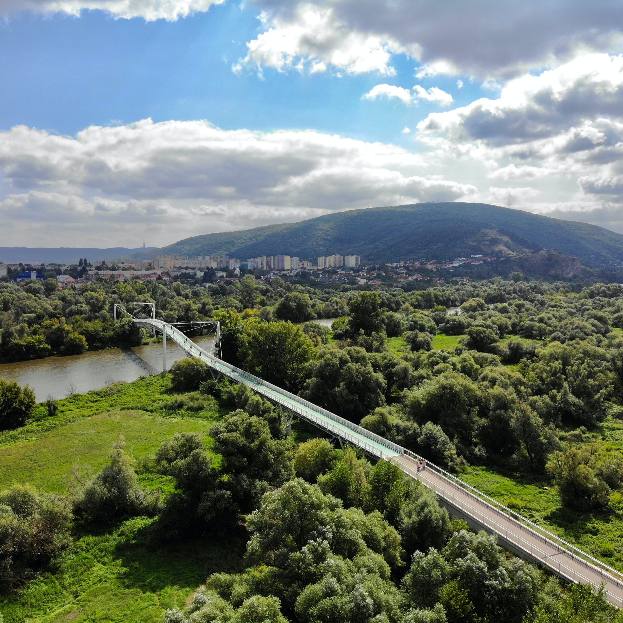 Rodinná, priateľská lokalita Devínska Nová Ves